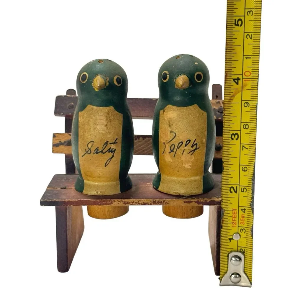 Vintage 50’s Wooden Bird Salt Pepper Shaker Set On Park Bench Japan Penguin